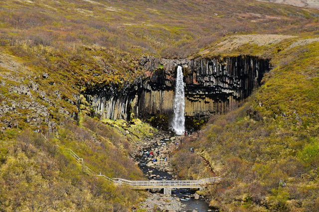 Svartifoss1_r.jpg - 2016.05 冰島